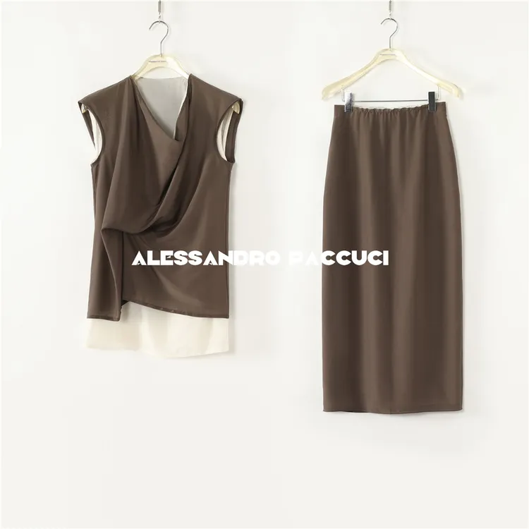 AP洛哥53038UX/53113QB【艺术范】桑蚕丝毛边下摆上衣/后开叉半身裙