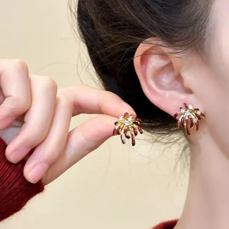 合金珐琅耳饰 新年红色焰花锆石耳钉小众独特设计氛围感耳饰