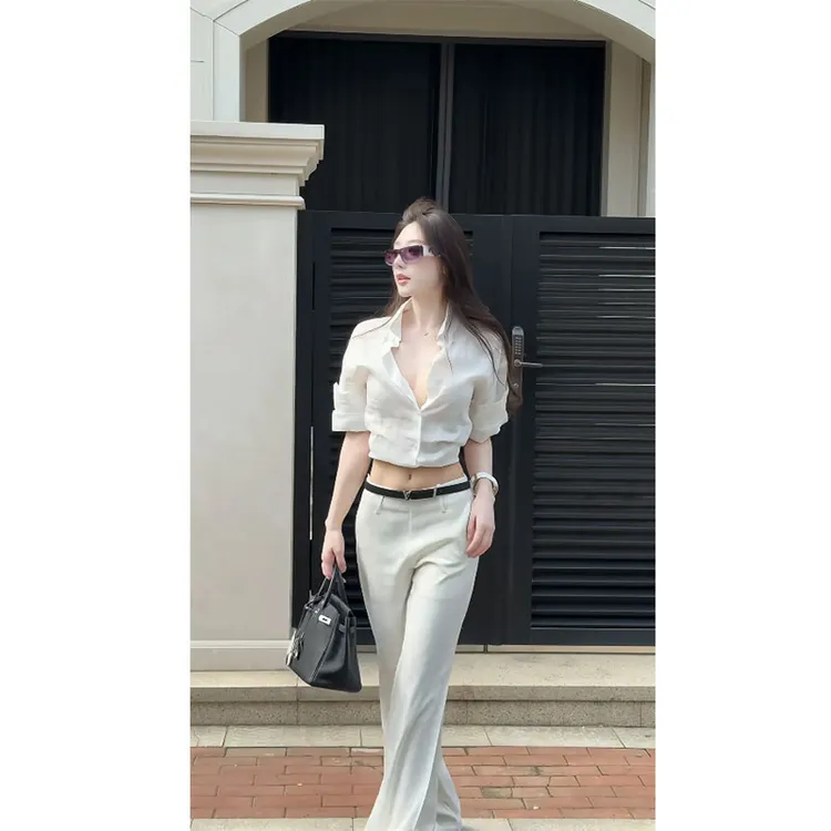 2025夏季新款又a又飒辣妹通勤风白色衬衫高腰阔腿直筒休闲裤套装