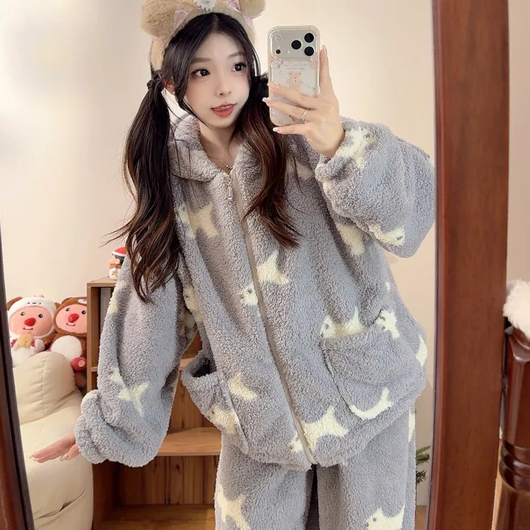 珊瑚绒连帽灰调狗狗睡衣女冬季长袖长裤法兰绒加厚保暖家居服套装