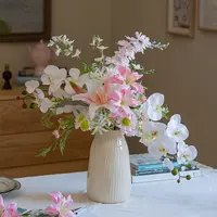 【七呀】手札仿真花束轻奢高端手捧花假花摆设客厅插花桌面装饰品