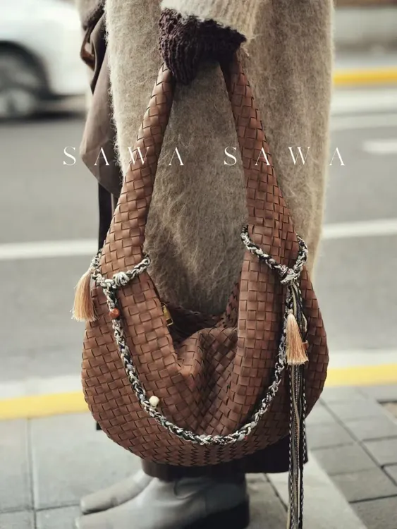 SAWA25AW LAZY BAG懒懒包·大号肉桂棕(直播间赠"游牧印章"包挂)