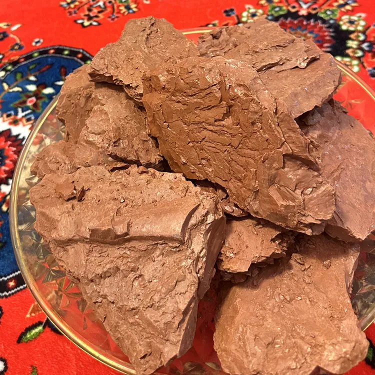 新疆彩色无沙不粘牙的那拉提红土