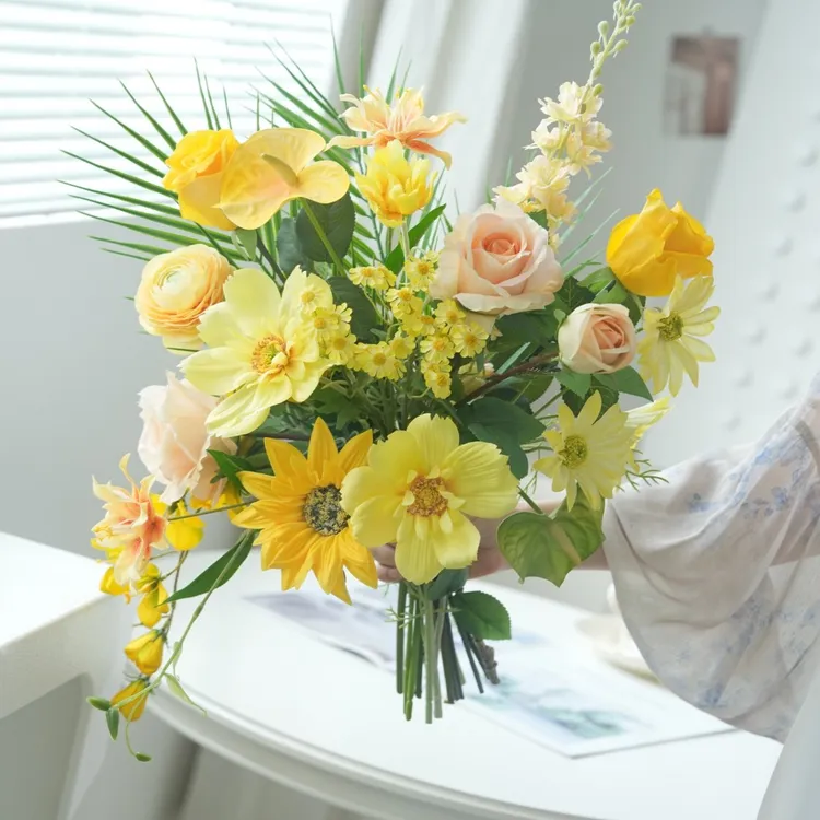 仿真花花束设计手感绢布手捧花室内装饰桌面摆放花艺