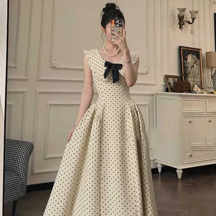 【现货】绝美蝴蝶结气质波点显瘦法式韩版小众收腰捏褶长款连衣裙