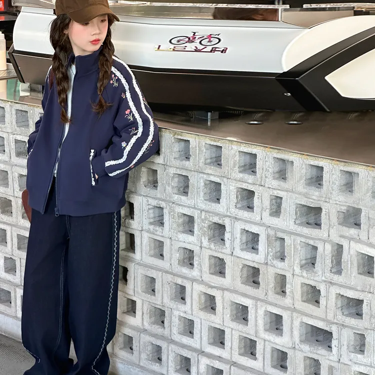 简约潮牌店铺儿童服装2025年款衣服女童装春秋装外套6-12岁高级感