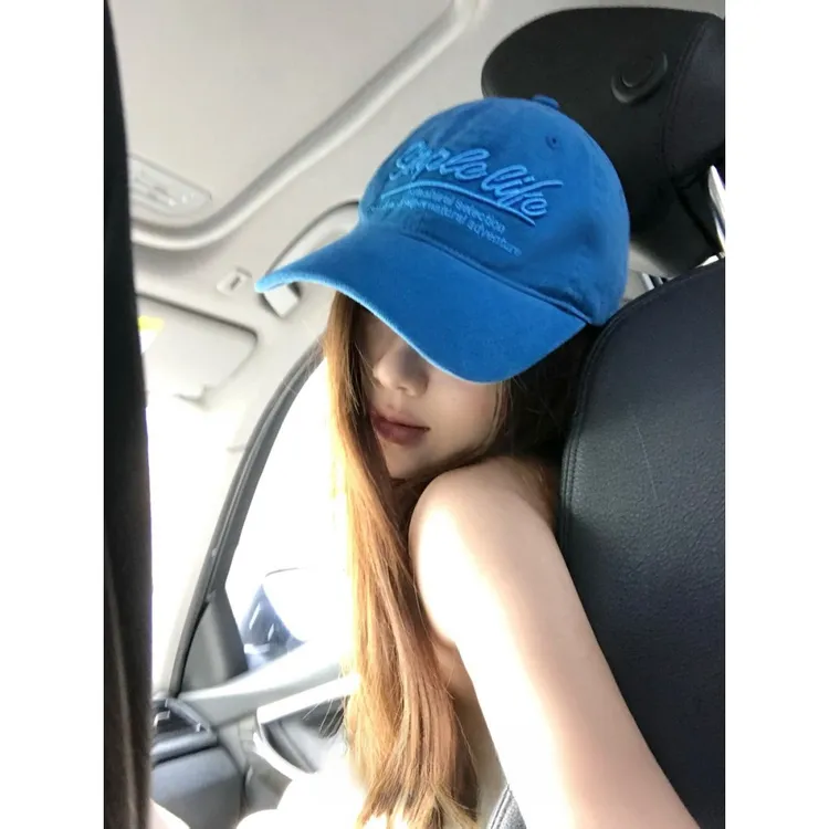 刺绣字母时尚棒球帽运动帽网红帽子鸭舌帽，潮流百搭必备克莱因蓝