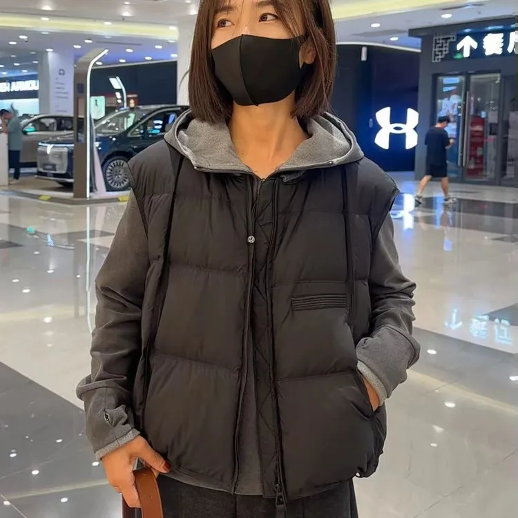 短款马甲女2025冬季新款时尚圆领宽松棉服保暖马夹背心坎肩潮