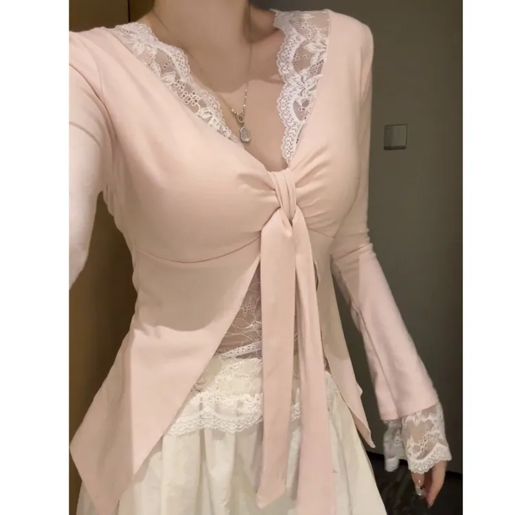 辣妹防寒修身通勤纯欲风蕾丝假两件开叉内搭小众外穿长袖上衣女