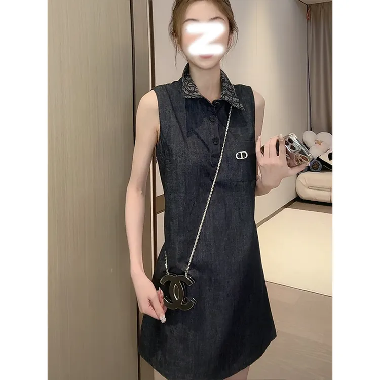 法式重工千金风连衣裙女2025新款夏季时尚无袖珠扣收腰设计短裙