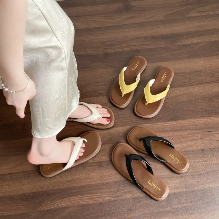bejeaho厚底夹脚人字拖鞋女鞋子软底踩屎感夹趾凉拖鞋欧若假日风