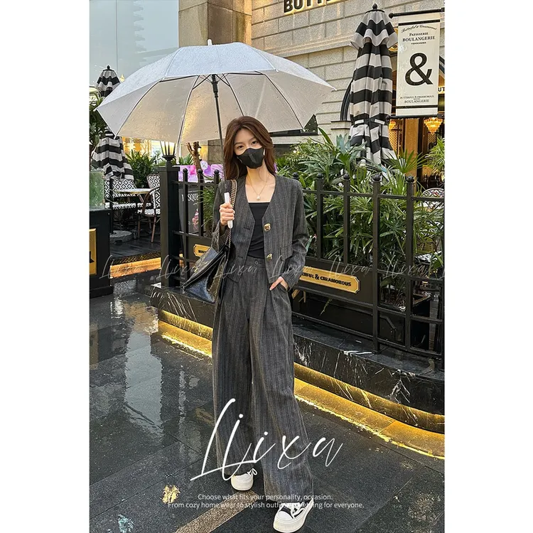 春季灰色条纹西装女气质休闲西服阔腿裤三件套