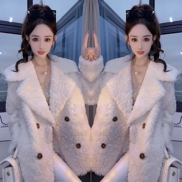 韩版气质潮流2025女士网红炸街可爱翻领轻熟抗寒柔软洋气外套穿搭