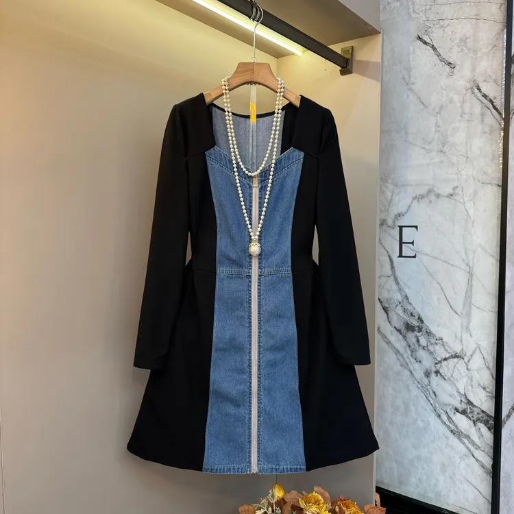 2025气质胖mm撞色简约设计感拉链牛仔洋气轻奢大码连衣裙6776