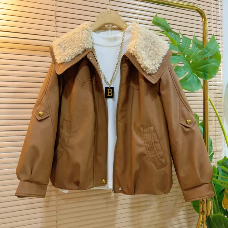 秋冬新款欧洲站大气减龄洋气时尚潮流百搭韩版休闲翻领棉服外套