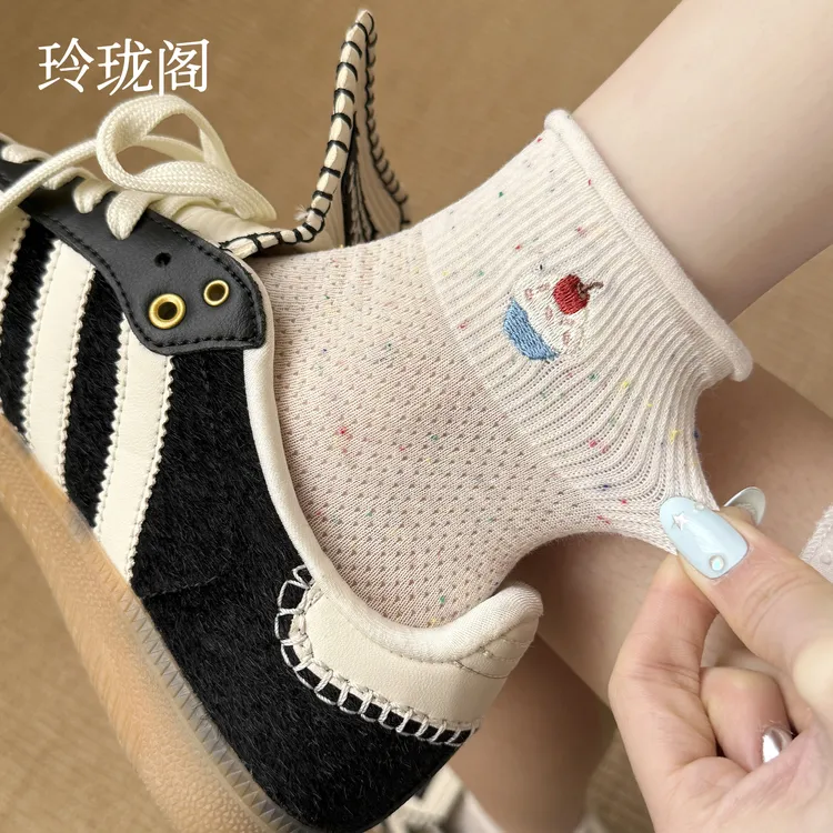 可爱卷边中筒袜子女款秋季纯棉透气网眼袜ins日系卡通学生无骨袜