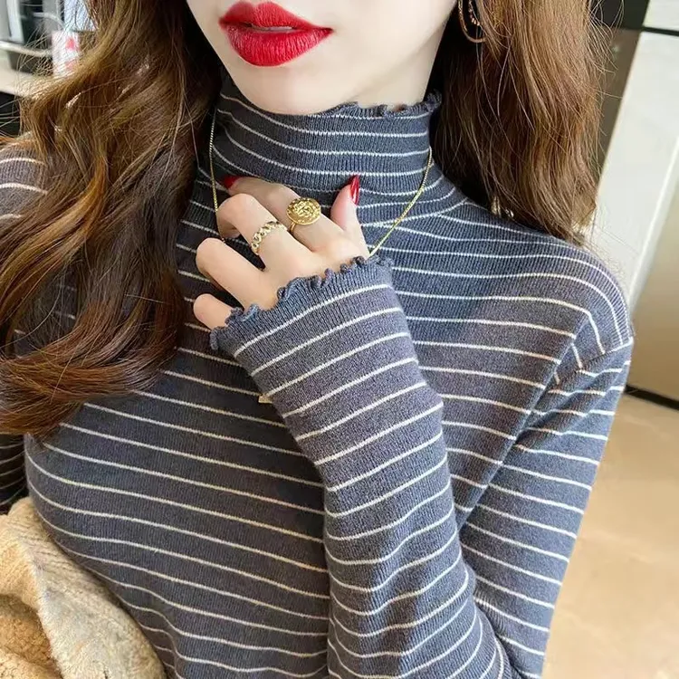 白色条纹半高领打底衫女修身螺纹德绒秋冬新款木耳边洋气长袖上衣