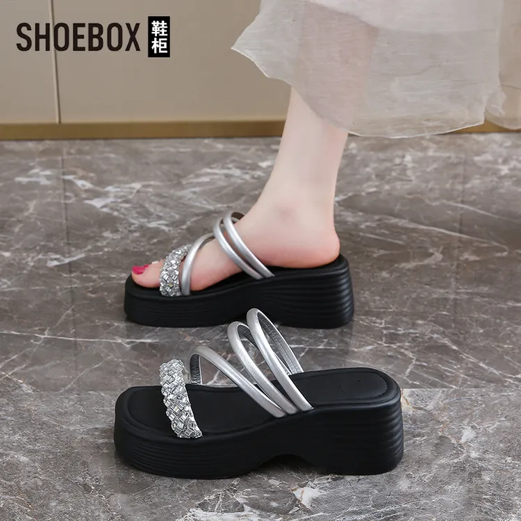 SHOEBOX鞋柜百搭沙滩鞋松糕厚底两穿凉鞋2025夏季增高一字拖女