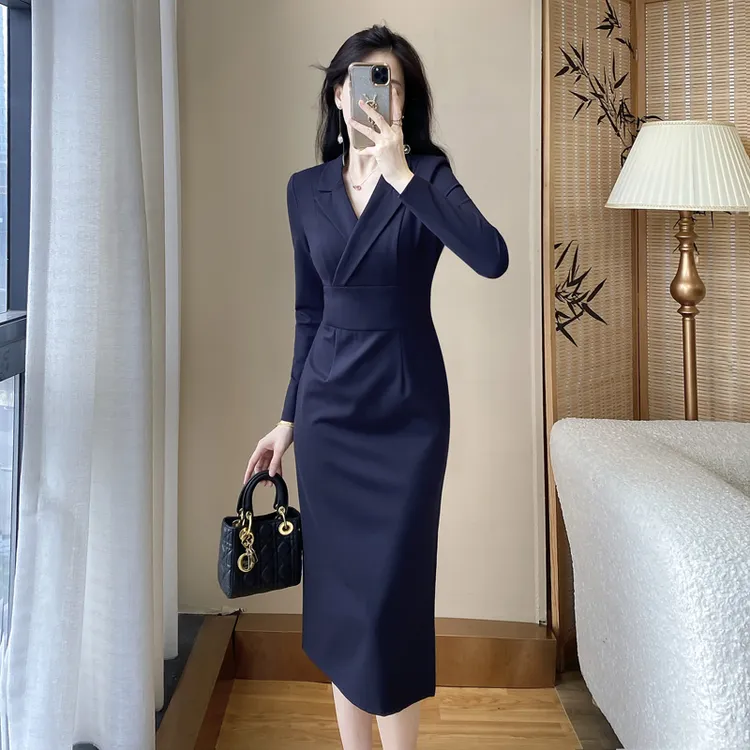 秋季气质上班族女装西装领连衣裙高级感长袖修身包臀侧开叉女裙子