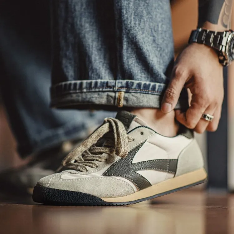 马登阿甘德训鞋男士2025秋季新款复古慢跑百搭潮鞋透气运动休闲鞋