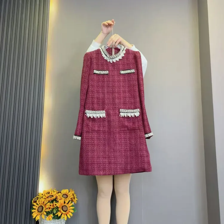 8117秋冬名媛气质香风法式连衣裙时尚新款显瘦洋气大码（裙长90）