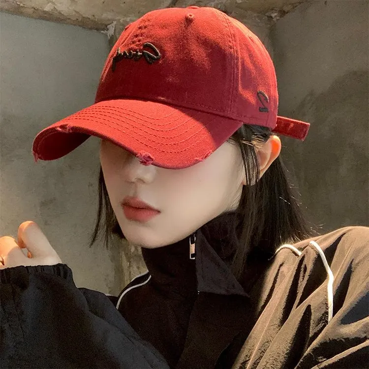 红色字母棒球帽女美式宽帽檐大脸显脸小鸭舌帽大头围加大加深帽子