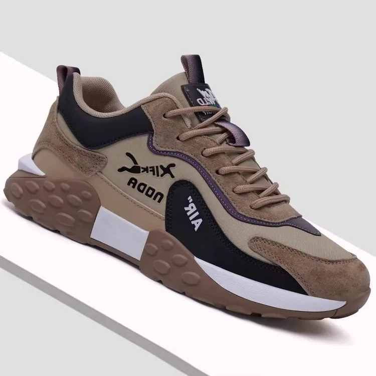 【香港QXWB&Shoes官方正品】2025春秋男鞋皮面防滑厚底跑步加绒棉鞋