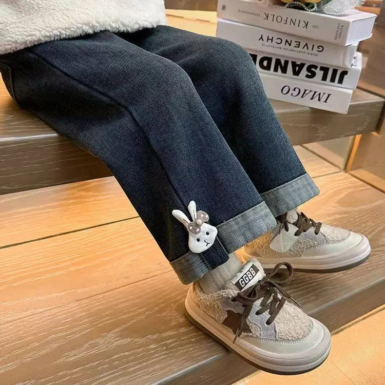 2025春秋新款女童洋气时髦牛仔裤儿童韩版直筒裤宝宝百搭长裤子潮