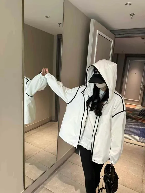 撞色连帽休闲外套春季2025新款今年流行爆款韩版宽松百搭显瘦上衣