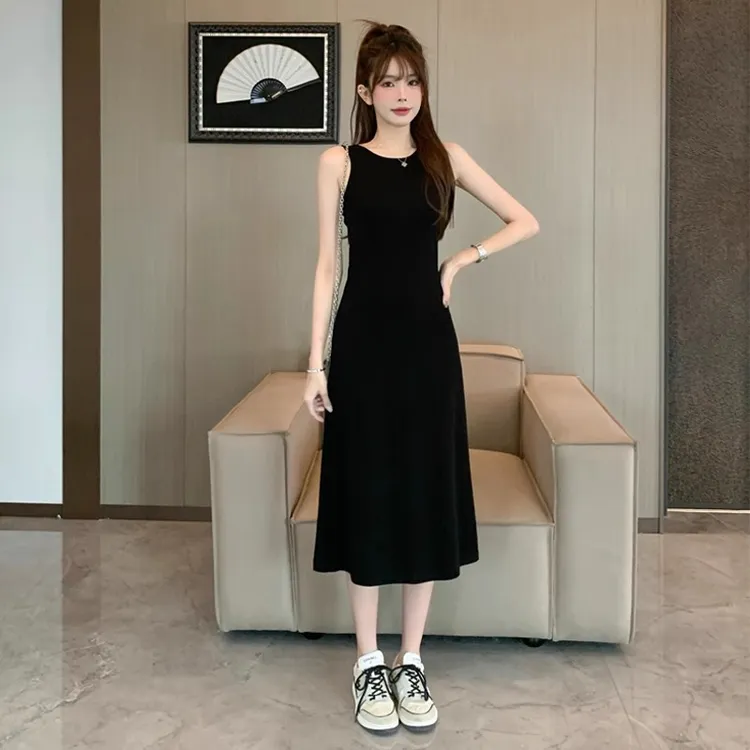 后妈连衣裙垂感显瘦气质打底小黑裙性感夏季中长款a字裙修身无袖