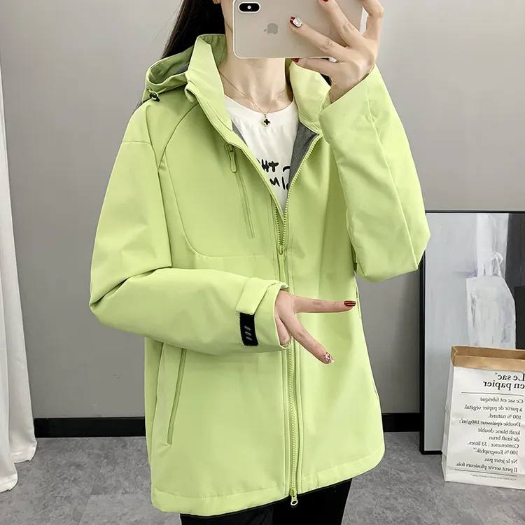 冲锋衣新款爆款2025外套女春秋韩版显瘦薄款户外运动高级感风衣男