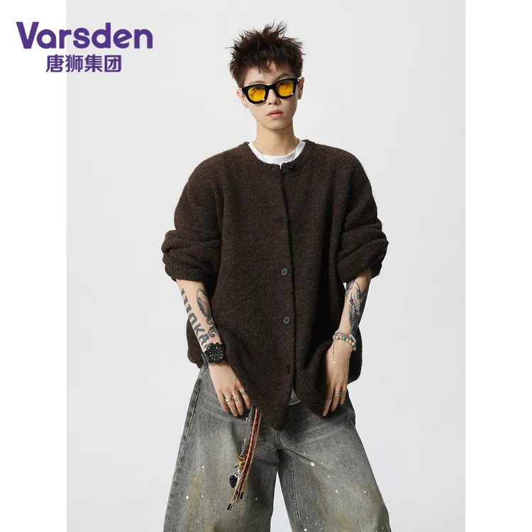 唐狮集团Varsden潮流美式慵懒风秋季开衫毛衣复古纯色男款上衣