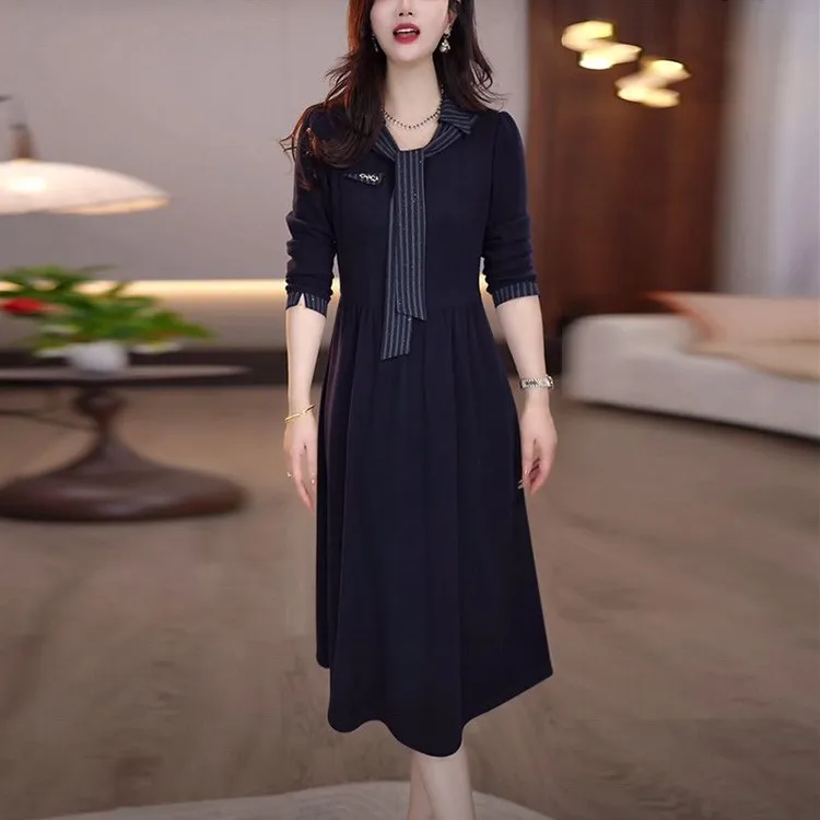 高级棉感精纺简约洋气减龄百搭礼服裙2025秋季新款中年妈妈裙子