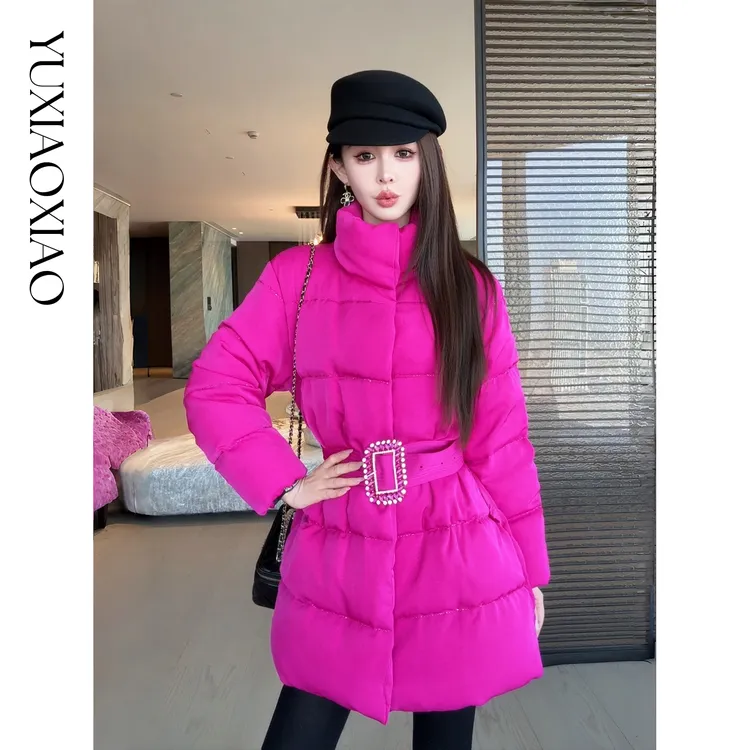 余潇潇【宝石温度】高克重立领中长款磁吸扣90绒醋酸保暖冬季