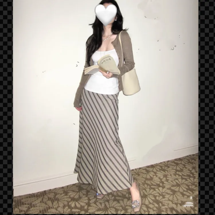 运补｝韩系女主秋季穿搭修身排扣针织开衫吊带条纹半身裙气质套装