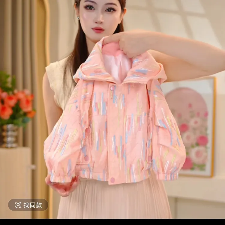 女童冲锋衣外套春秋2025新款休闲连帽彩绘外套防风弯刀袖外穿夹克