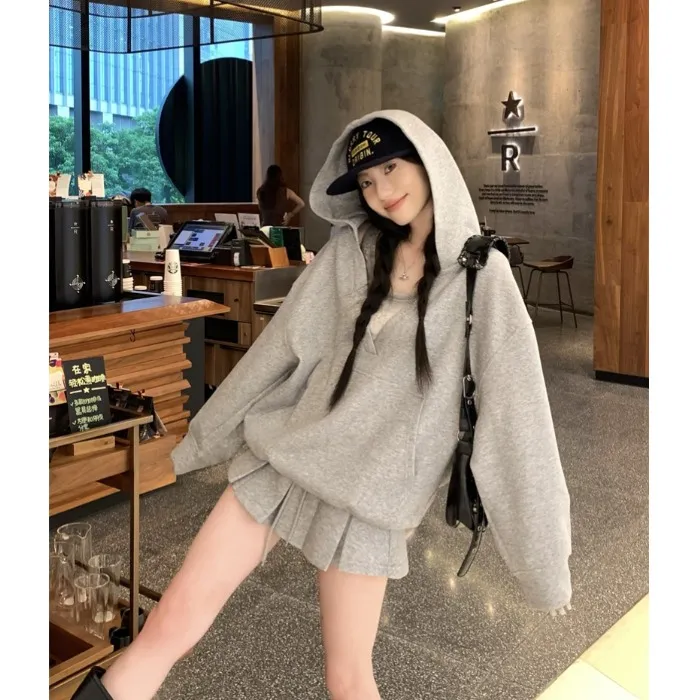 复古灰色连帽长袖套头卫衣内搭背心女秋季套装百褶裙半身裙三件套