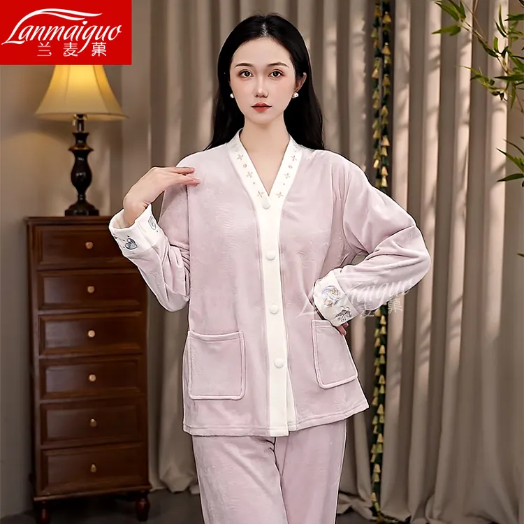 兰麦菓【紫色蝴蝶海岛绒】保暖加绒睡衣女士2025秋冬刺绣V领家居服