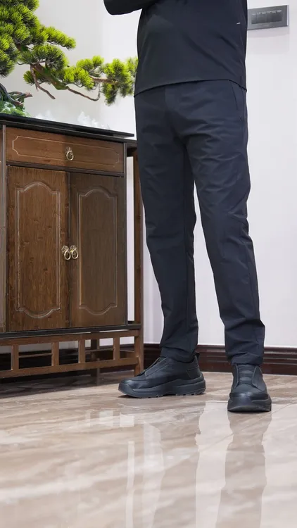 2025秋冬新款树家户外休闲运动长裤男士直筒百搭潮牌高品质休闲裤