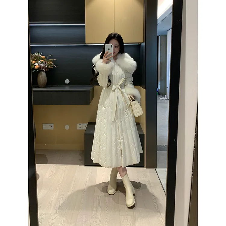 XINYI【瑞士雪山】冬季贵气90%白鹅绒狐狸毛羽绒服长款X625X19342