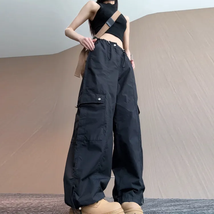 黑色美式速干阔腿工装裤女款2025新款多口袋户外登山裤运动休闲裤