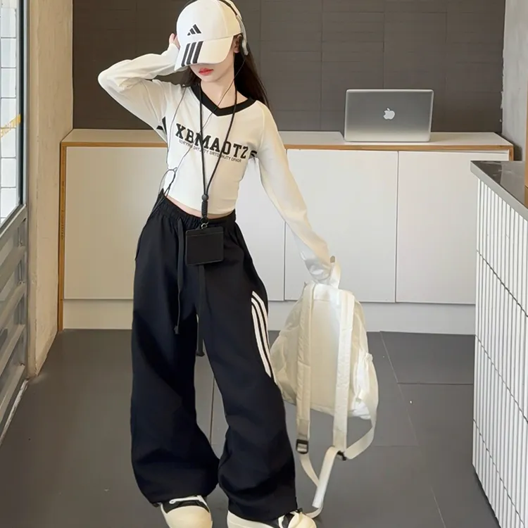 女童秋季套装2025新款女孩大童韩系潮酷穿搭秋装阔腿裤两件套