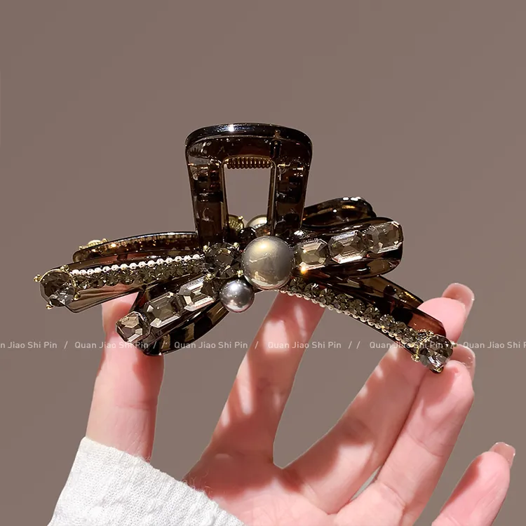 轻奢高级感满钻珍珠蝴蝶结抓夹大号盘发马尾夹发抓2025年新款发饰