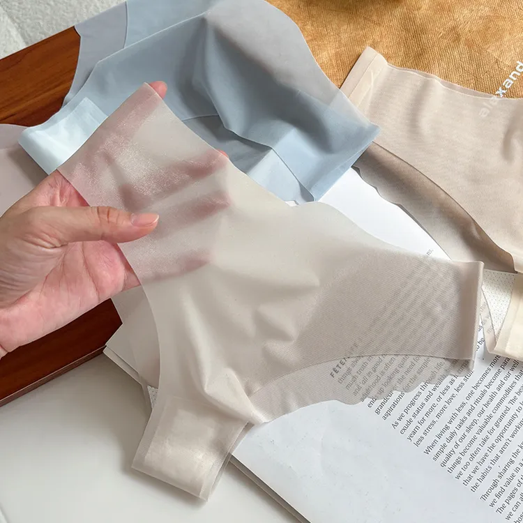 无痕内裤女士夏季薄款低腰冰丝透气瑜伽运动健身半包臀内裤女士