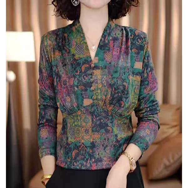 2025秋季妈妈装显瘦V领时尚百搭常规款长袖内搭外穿碎花小衫女133