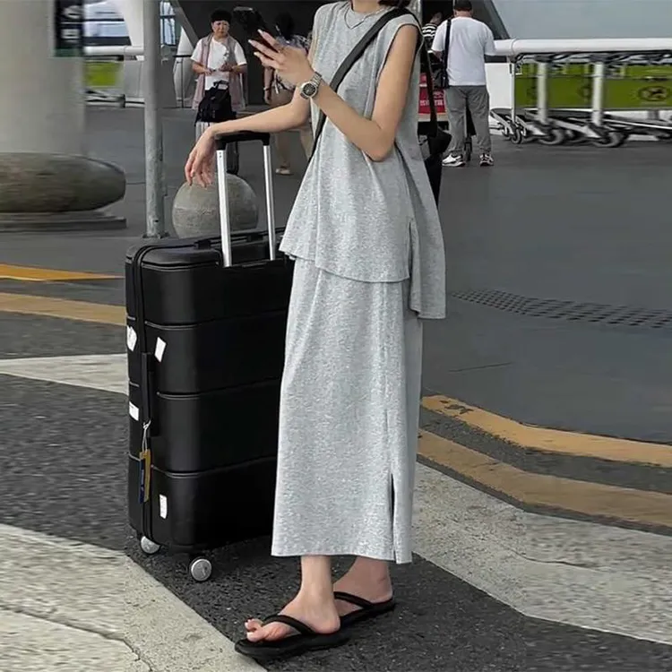 时尚套装夏季纯色无袖T恤上衣搭配高腰显瘦开衫a字半身裙女两件套