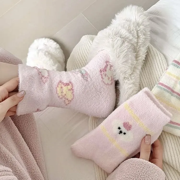 毛茸茸袜子女可爱睡觉穿的秋冬女生加厚居家冬季保暖中筒厚款睡眠