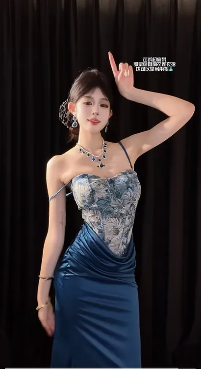 XQIN【高雅秘韵】设计感鱼骨胸衣连衣裙QXQHZ48943