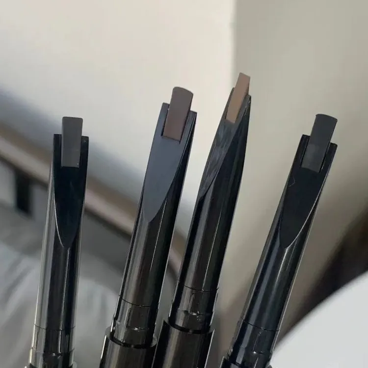  化妆师人手一根的眉笔砍眉刀眉笔女持久防水不脱色野生眉初学者