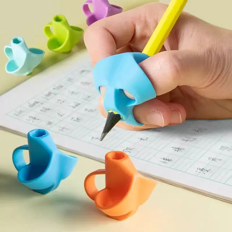 儿童练字握笔神器硅胶三指铅笔套小学生矫正抒写姿势握笔器矫正器
